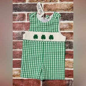 🍀 NWT Delaney smocked shamrock clover shortall Jon Jon 12m boys boutique ☘️